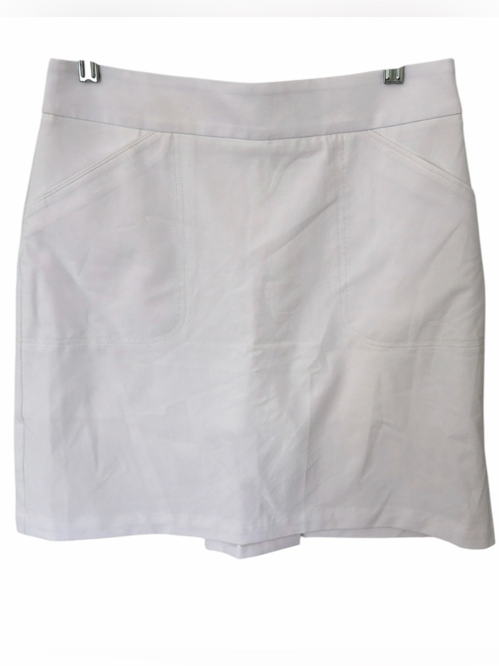 Peter Millar women’s skort in classic white, size 10. NWT